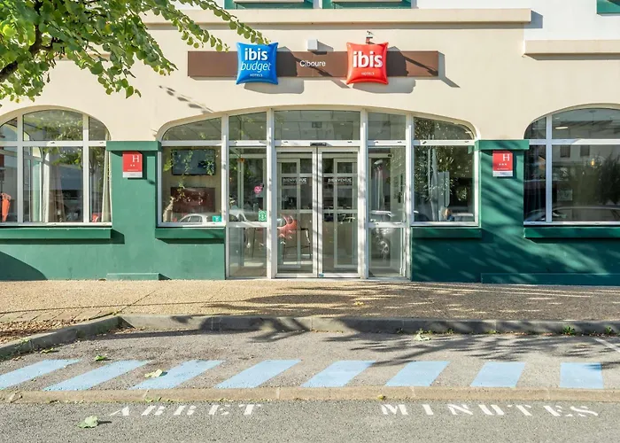 锡布尔圣让德吕兹宜必思经济型酒店 酒店 2*