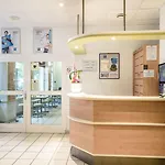 锡布尔圣让德吕兹宜必思经济型酒店 2* 西布勒