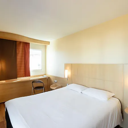 Ibis Budget St-jean-luz מלון